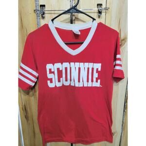 Vintage Wisconsin Badgers SCONNIE Jersey T Shirt Womens Small Red